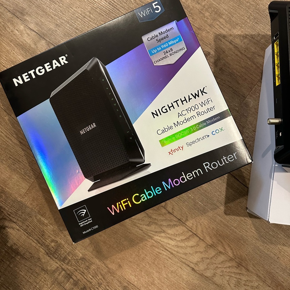Netgear Nighthawk AC1900 Cable Modem Router